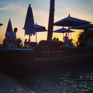 Tip for new players: Do NOT miss sunset drinks when in Bali - Mozaic Beach Club, Batubelig. Bali